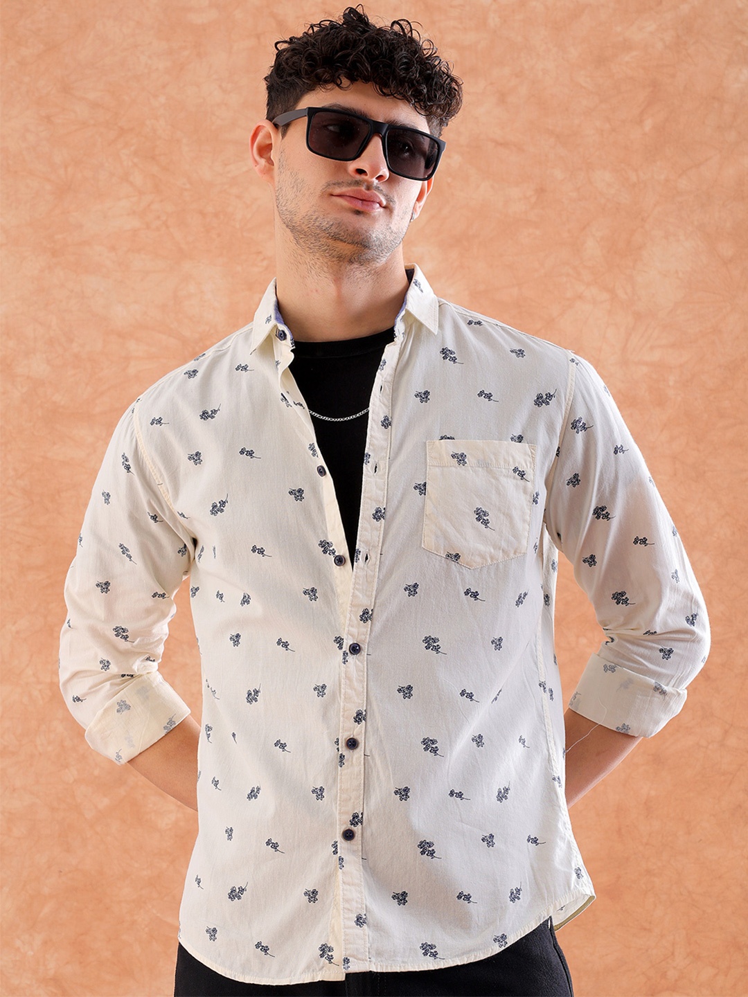 

Hardsoda by The Indian Garage Co Floral Printed Cotton Casual Shirt, Cream
