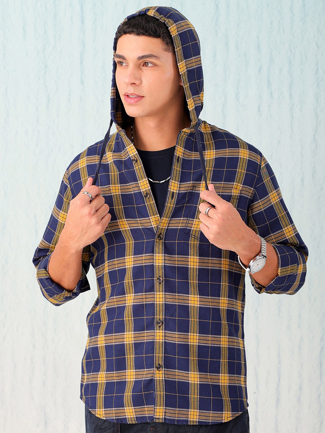 

Hardsoda by The Indian Garage Co Men Navy Blue Checked Casual Shirt
