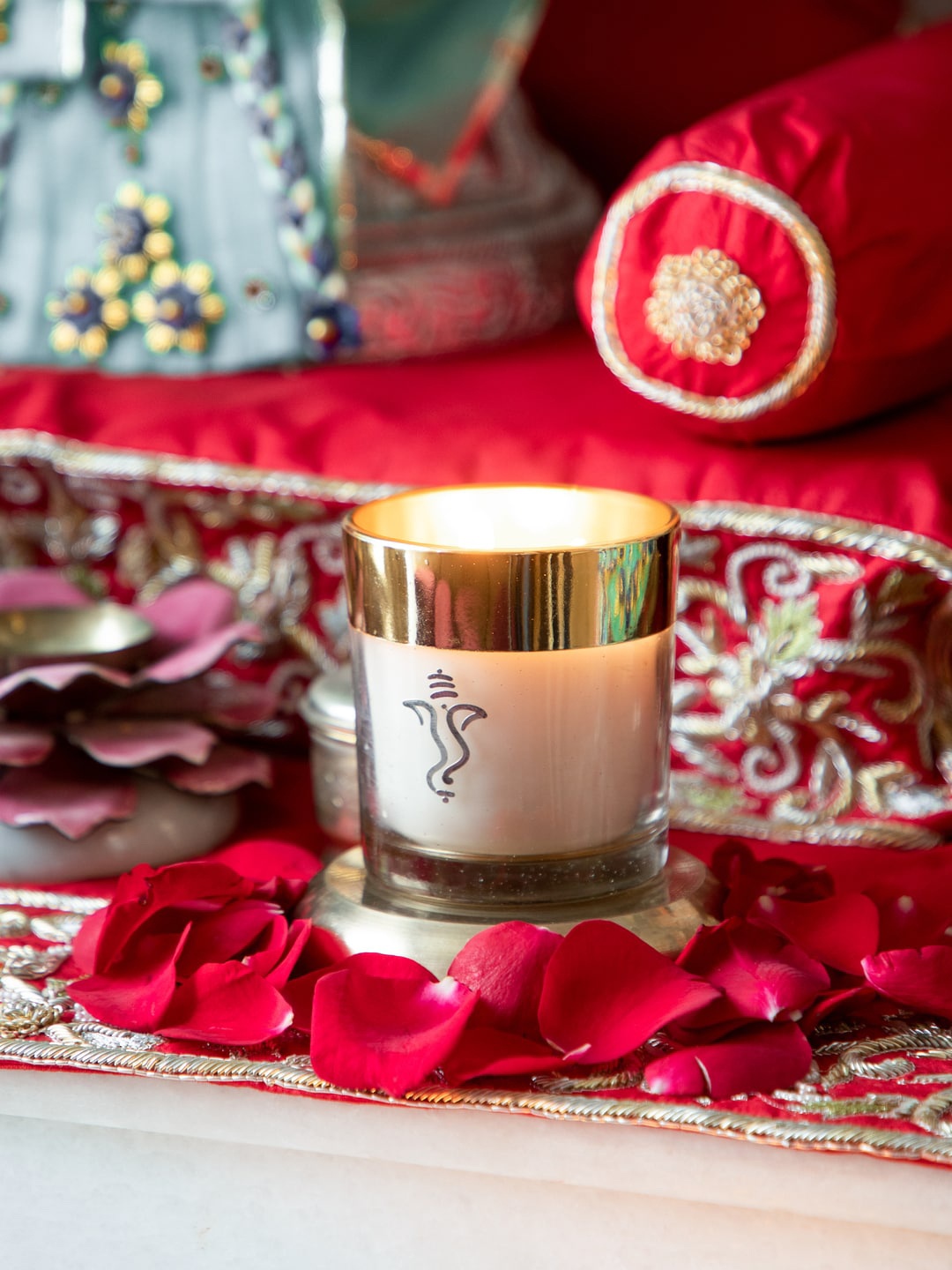 Seva Home Gold Toned Enchante Divine Ganesha Candle