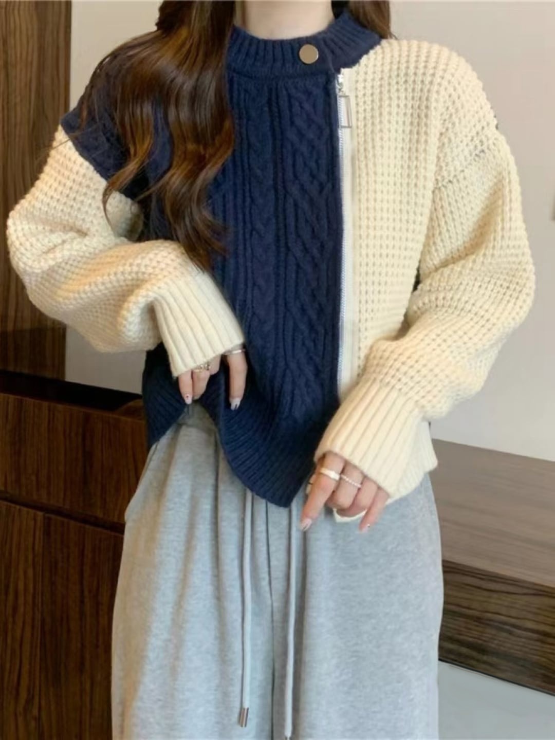

StyleCast Teen Girls Blue & Cream Colourblocked Acrylic Pullover