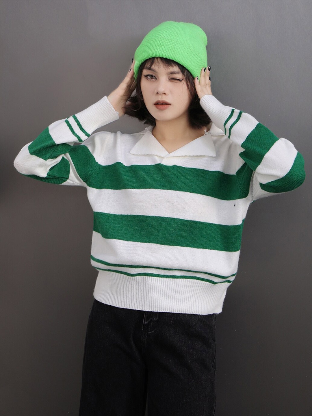 

StyleCast Girls Green & White Striped Pullover Sweatshirt