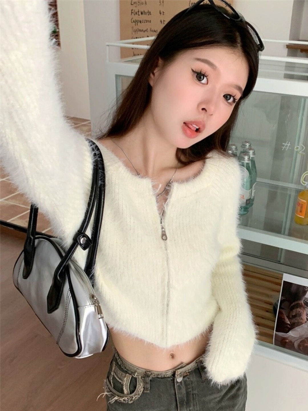 

StyleCast Girls Cream-Coloured Self Design Round Neck Crop Top