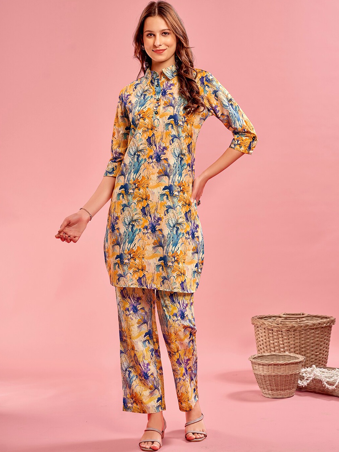 

Anouk Abstract Printed Tunic & Trousers, Orange