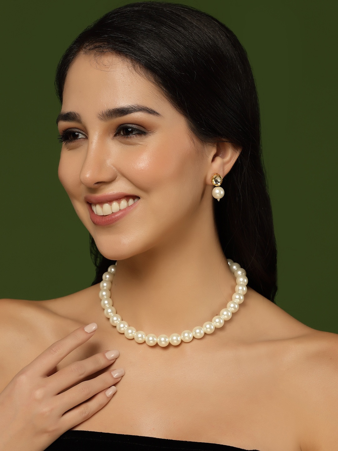 

Sanjog Gold-Toned & White Contemporary Pearls Kundan Studded Jewellery Set