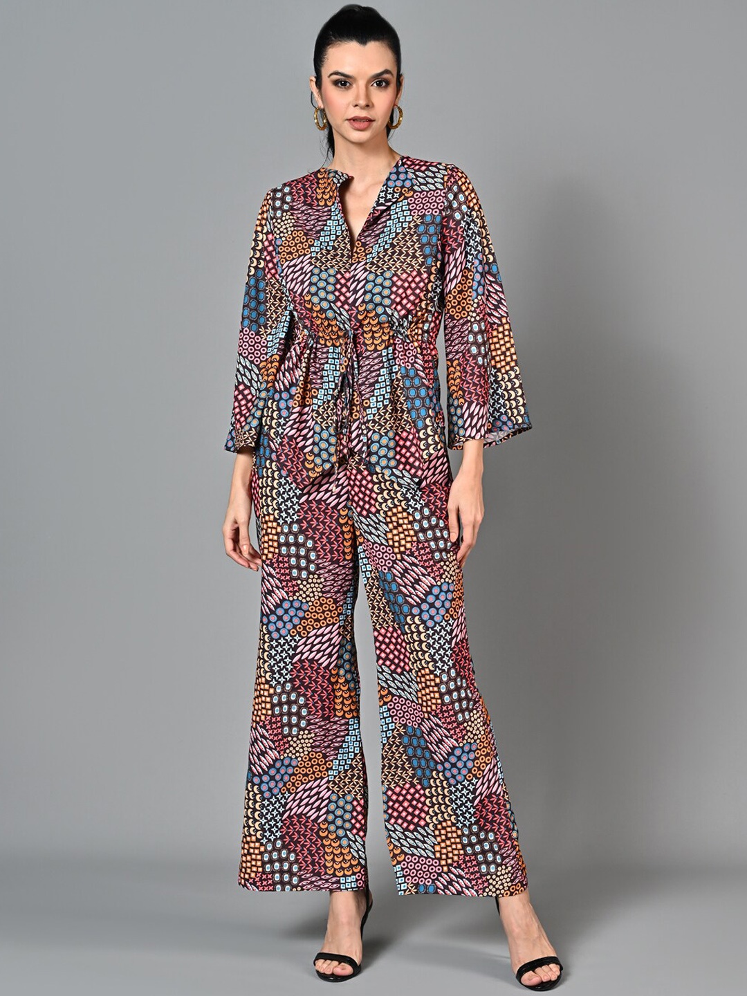 

Justin Whyte Abstract Printed Spread Collar Top With Trousers, Black