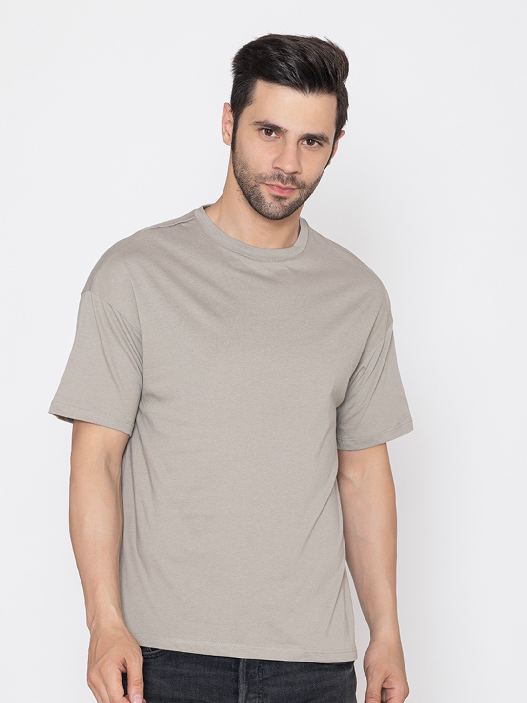 

TITTLI Round Neck Drop-Shoulder Sleeves Oversized Pure Cotton T-shirt, Grey