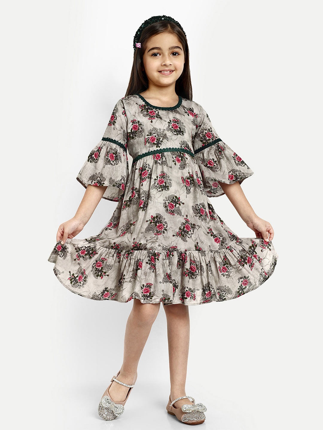 

BAESD Girls Floral Printed Bell Sleeves Cotton Fit and Flare Dress, Green