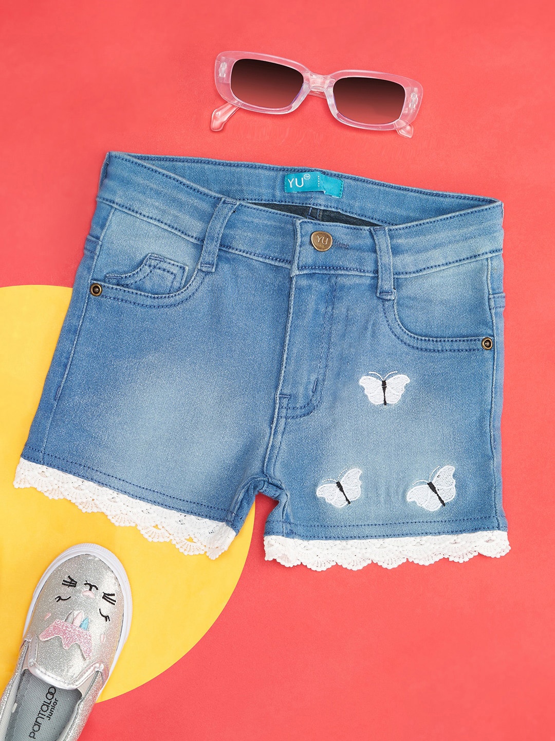 

YU by Pantaloons Girls Blue Printed SMU Denim Shorts