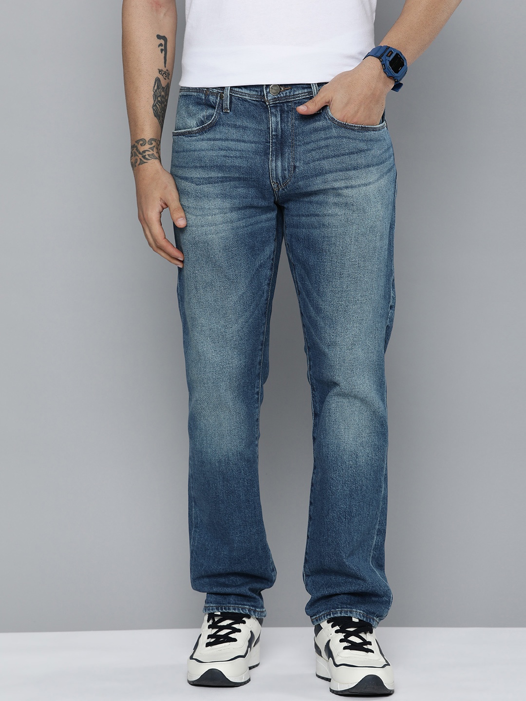

Levis Men 511 Slim Fit Heavy Fade Stretchable Jeans, Blue