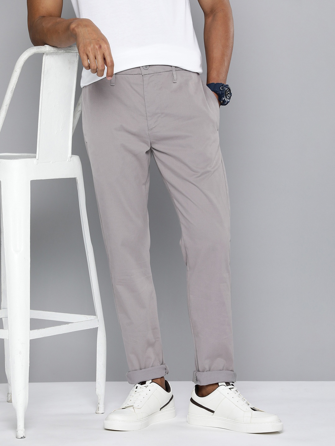 

Levis Men 512 Slim Tapered Fit Low-Rise Chinos Trousers, Grey