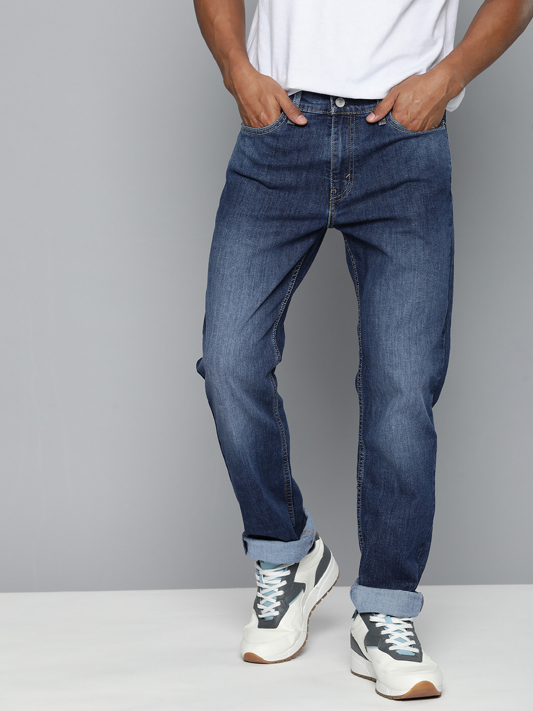

Levis Men 511 Slim Fit Light Fade Stretchable Jeans, Blue