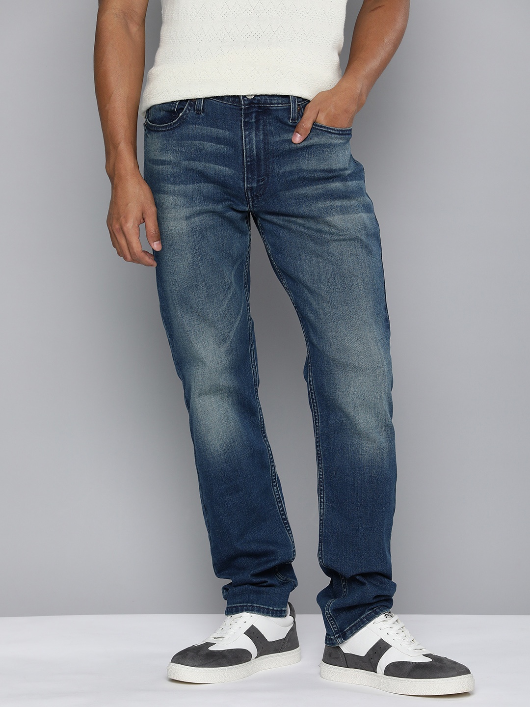

Levis Men 511 Slim Fit Low-Rise Heavy Fade Stretchable Jeans, Blue