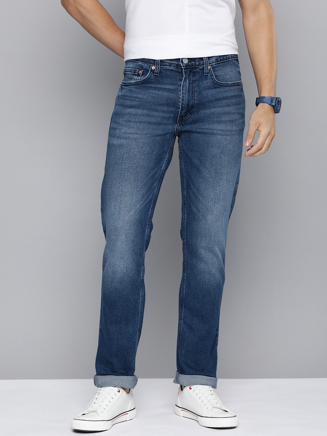 

Levis Men 511 Slim Fit Low-Rise Light Fade Stretchable Jeans, Blue