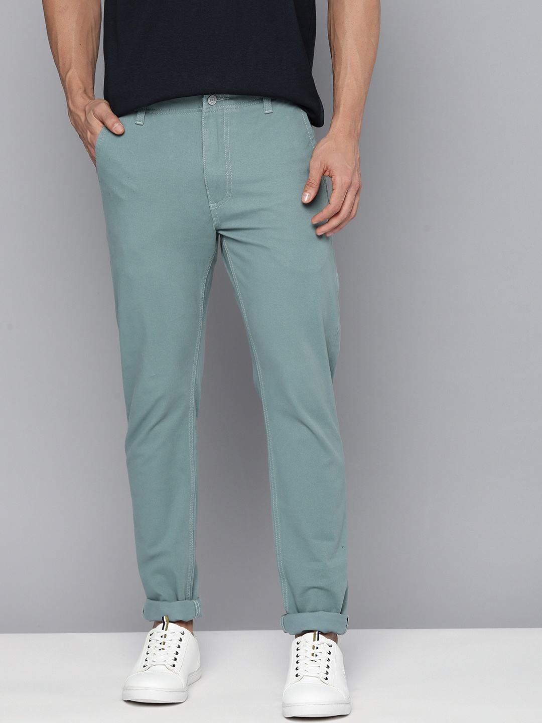 

Levis 512 Men Solid Slim Tapered Fit Easy Wash Woven Flat-Front Chinos, Green