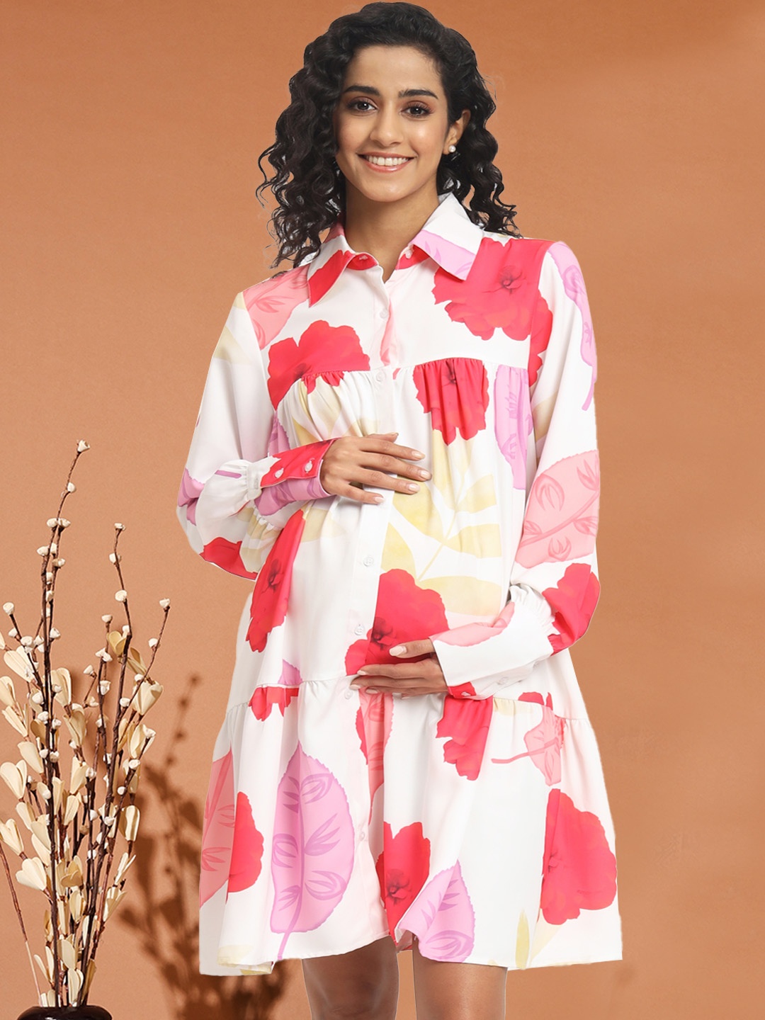 

angloindu Floral Printed Long Sleeves Gathered Tiered Maternity Shirt Dress, White
