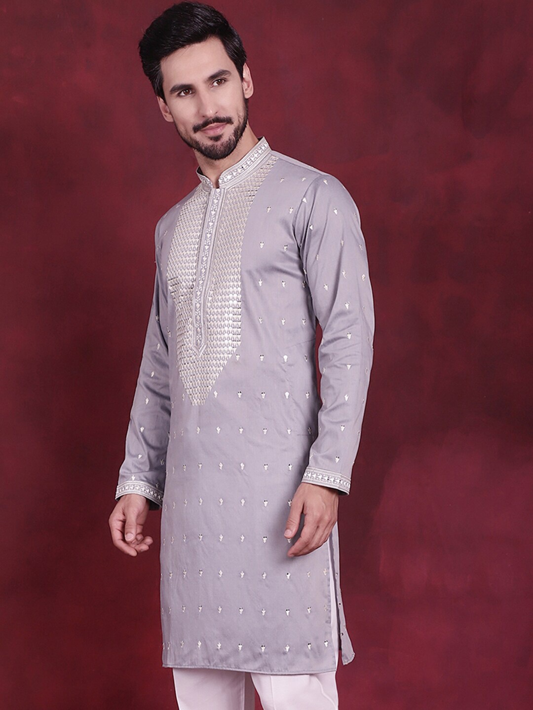 

Jompers Ethnic Motif Embroidered Sequinned Cotton Silk Straight Kurta, Grey