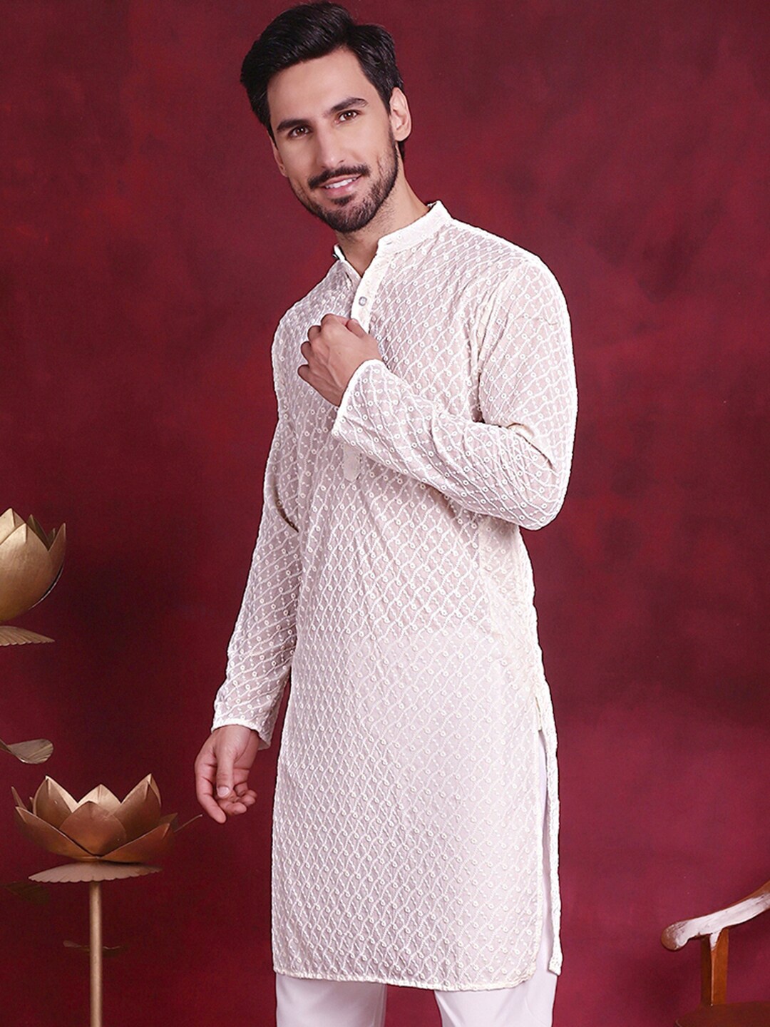 

Jompers Ethnic Motifs Embroidered Band Collar Chikankari Cotton Straight Kurta, White