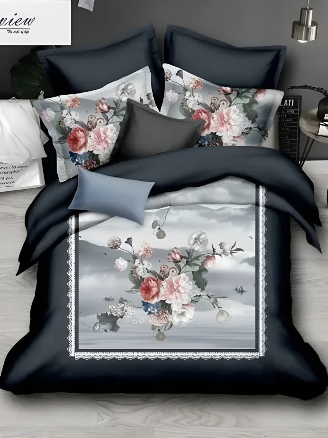 

Bedbathandbliss Black White Graphic 300 TC King Bedsheet With 2 Pillow Covers