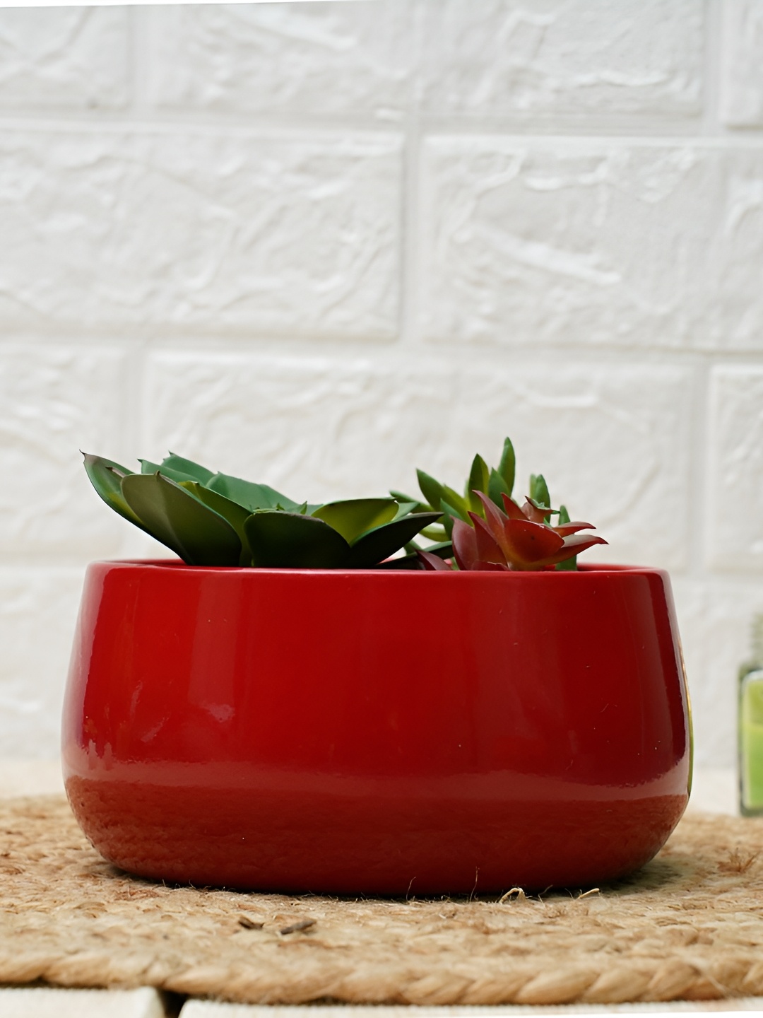 

GOLD DUST 2 Pieces Red Metal Handi Planters