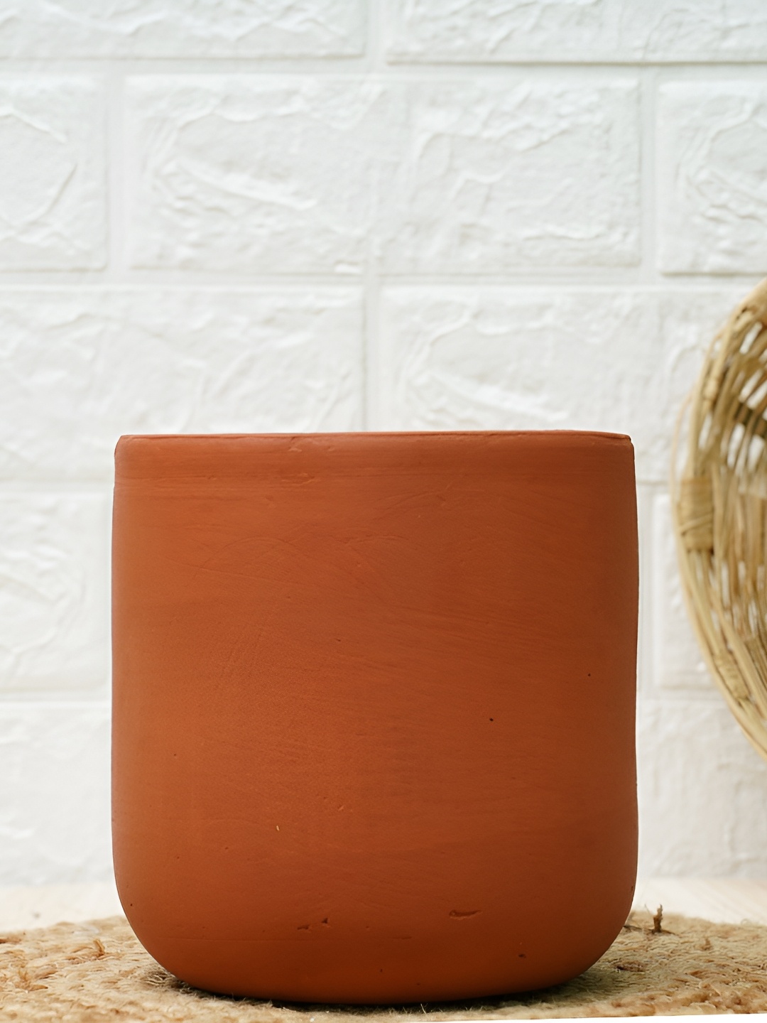 

GOLD DUST Brown Textured Terracotta Planter