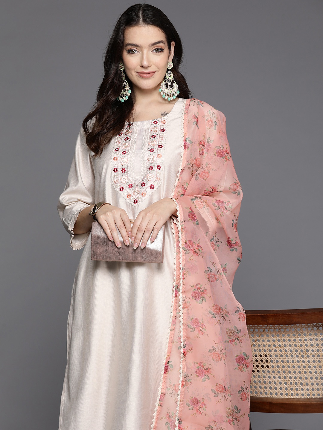 

Indo Era Women Floral Embroidered Thread Work Liva Kurta with Trousers & With Dupatta, Off white