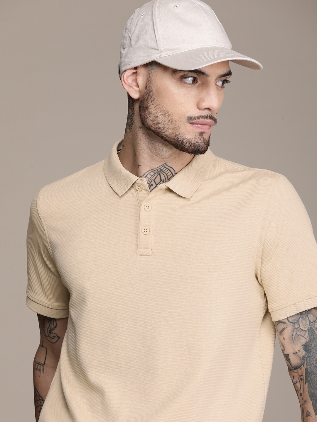 

WROGN Solid Polo Collar Slim Fit Casual T-shirt, Cream