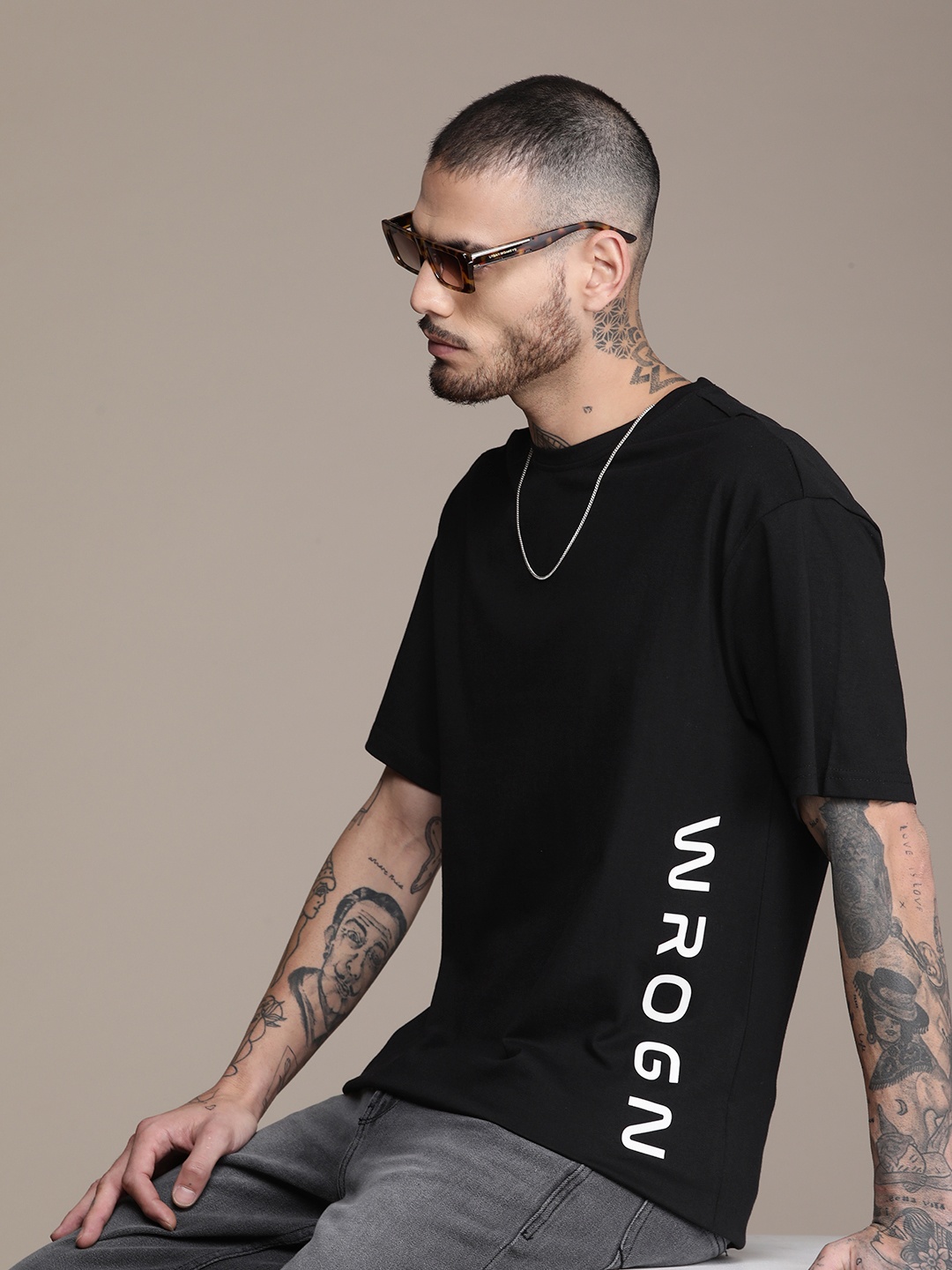 

WROGN Brand Logo Printed Drop-Shoulder Sleeves Oversized T-shirt, Black