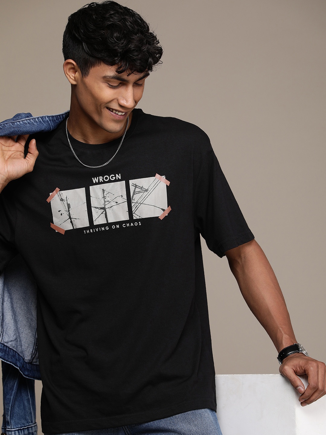 

WROGN Graphic Printed Drop-Shoulder Sleeves Oversized T-shirt, Black
