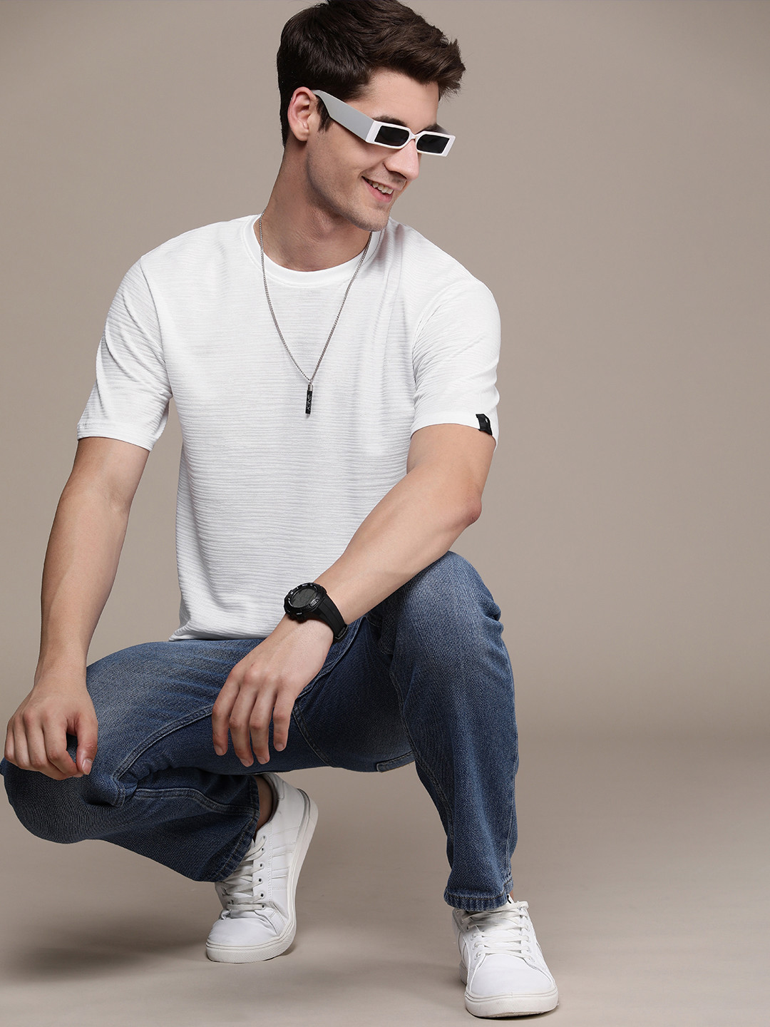

WROGN Self Design Round-Neck Casual T-shirt, White