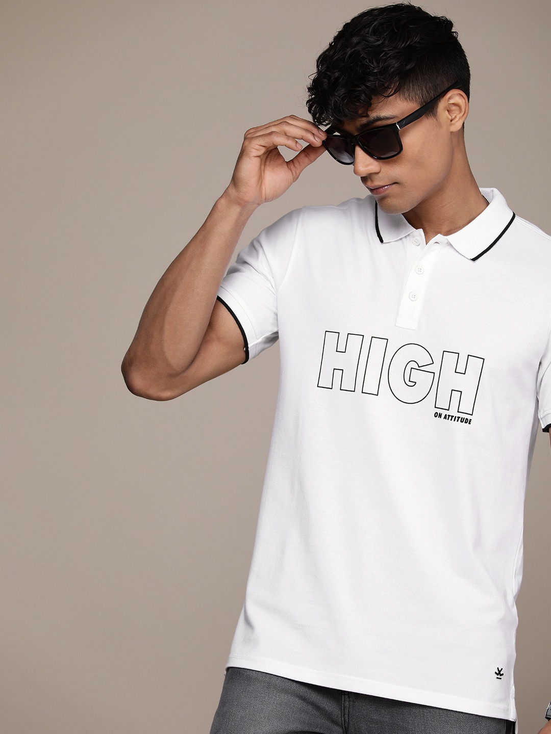 

WROGN Typography Printed Polo Collar Slim Fit T-shirt, White