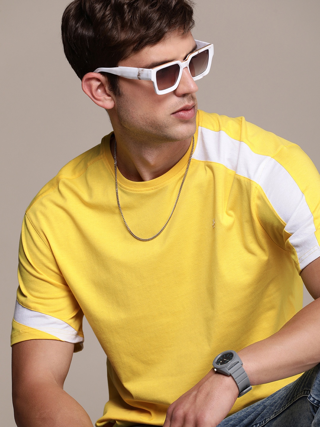 

WROGN Men Pure Cotton T-shirt, Yellow