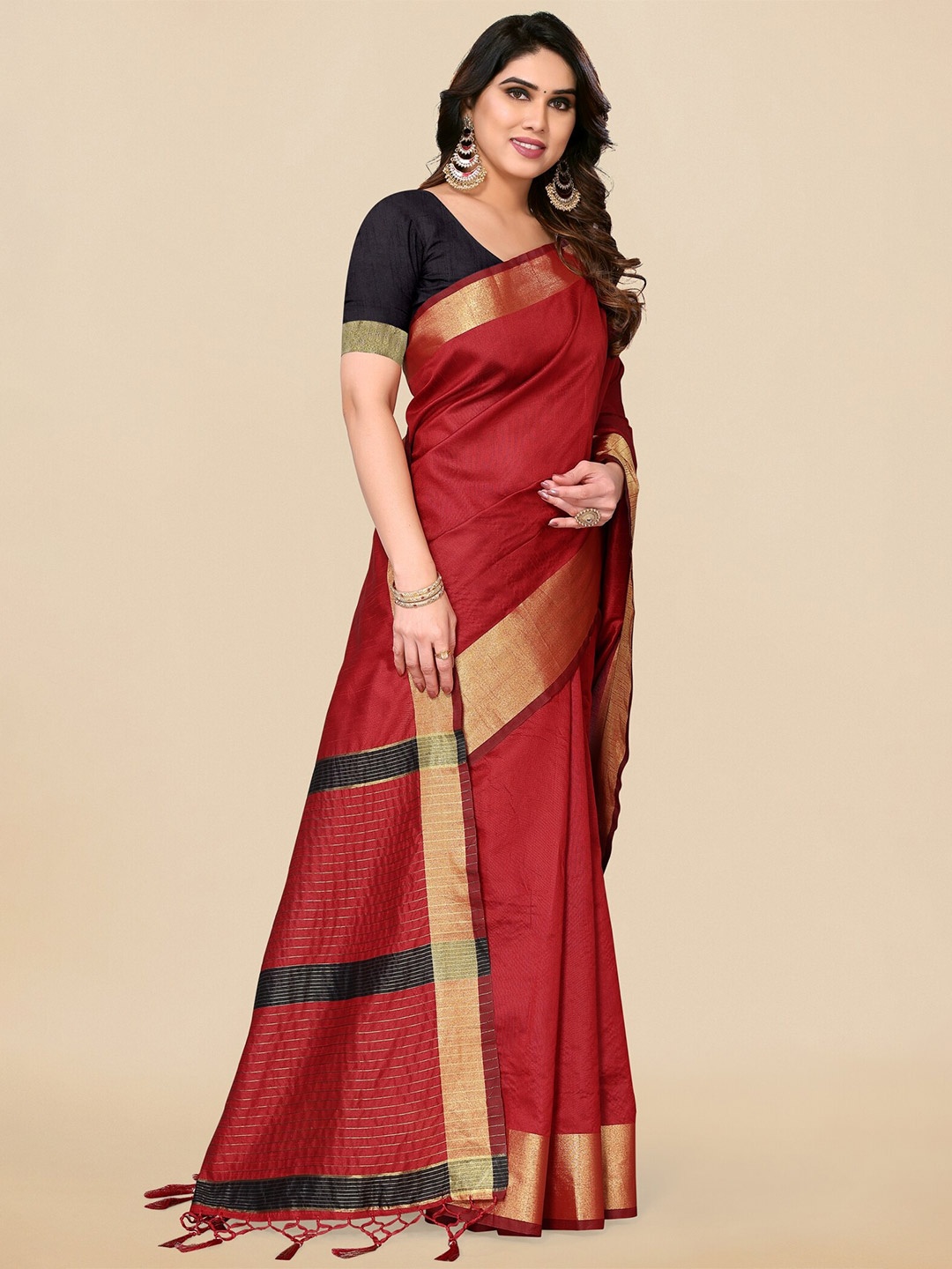 

MIRCHI FASHION Zari Silk Blend Saree, Red