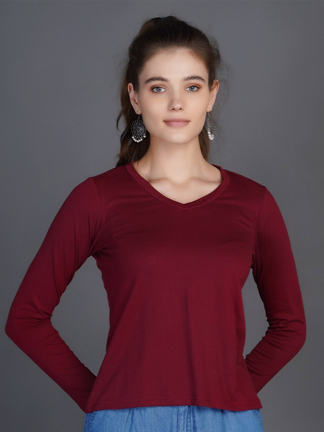 

Chemistry V-Neck Cotton Fitted Top, Maroon