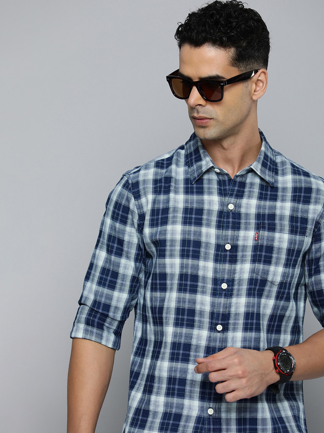 

Levis Pure Cotton Slim Fit Checked Casual Shirt, Navy blue