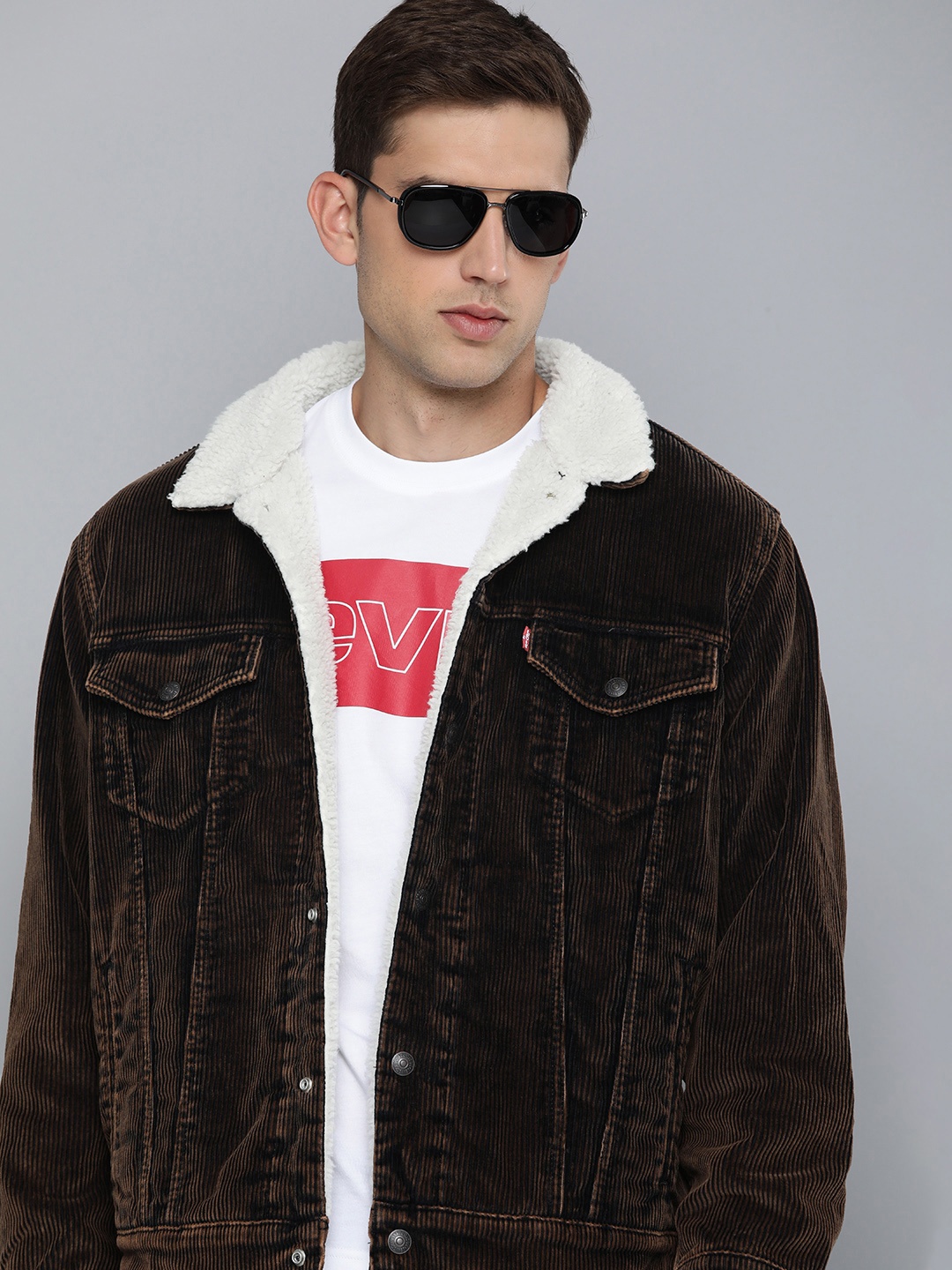 

Levis Spread Collar Long Sleeves Pure Cotton Tailored Jacket, Coffee brown