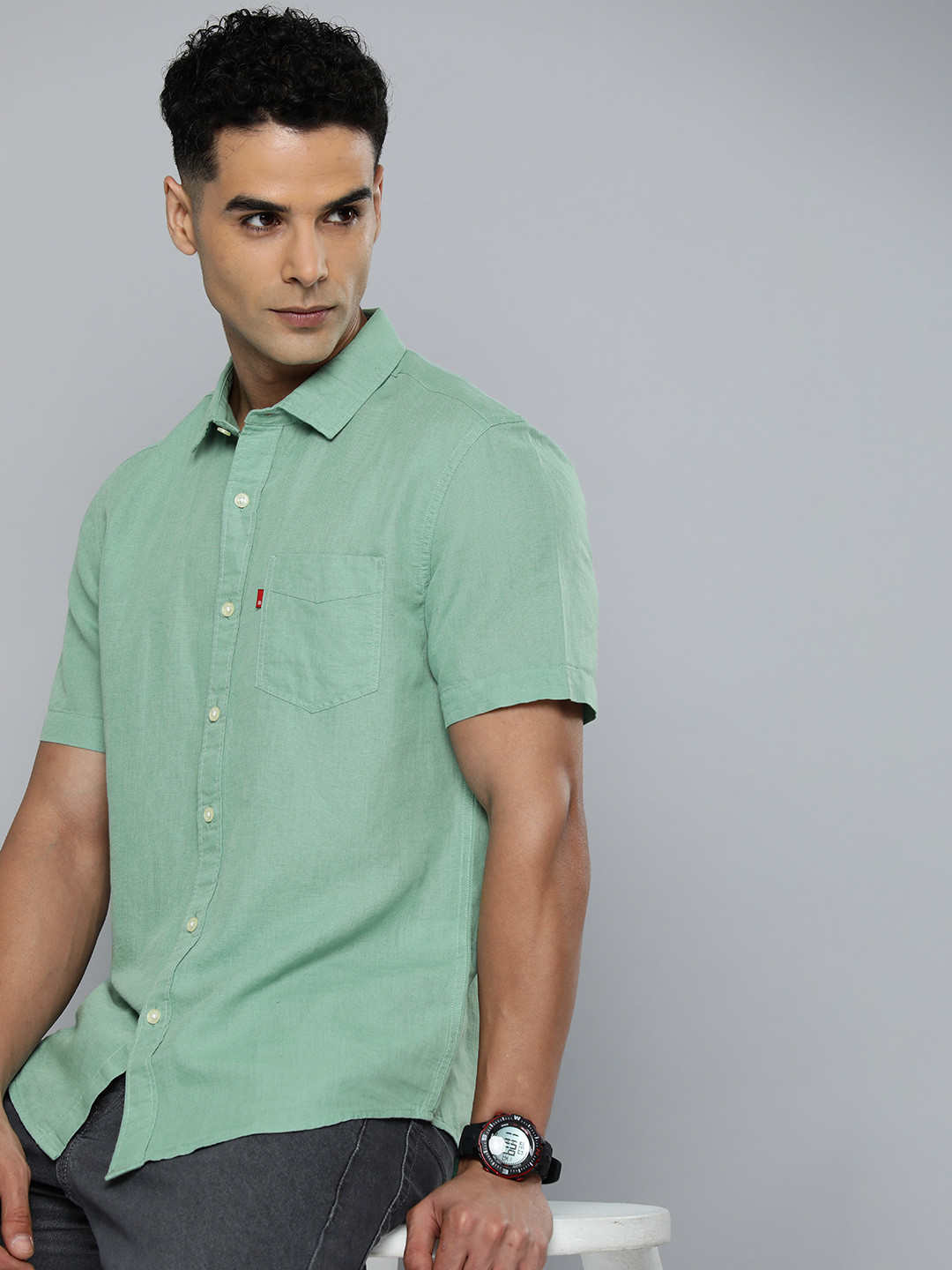 

Levis Linen Cotton Slim Fit Opaque Casual Shirt, Green