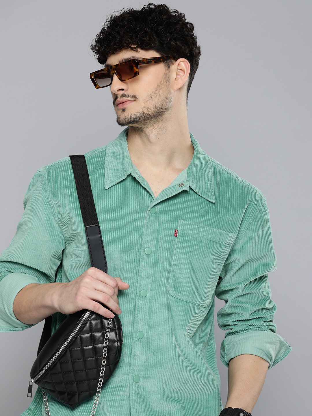 

Levis Pure Cotton Slim Fit Corduroy Casual Shirt, Green