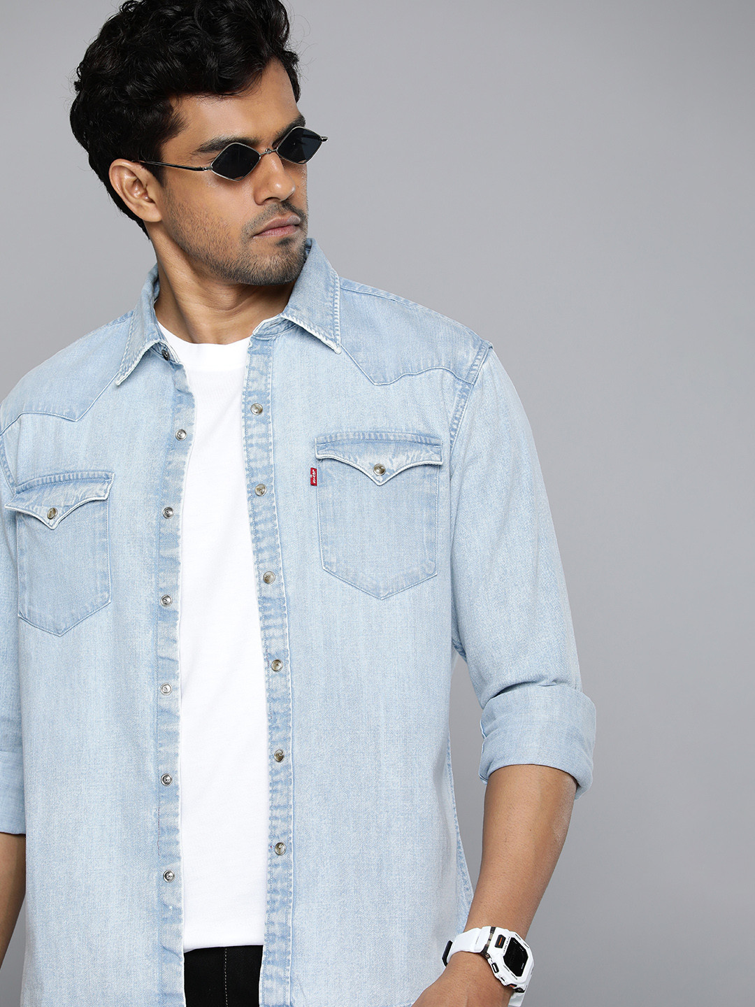 

Levis Pure Cotton Slim Fit Casual Shirt, Blue
