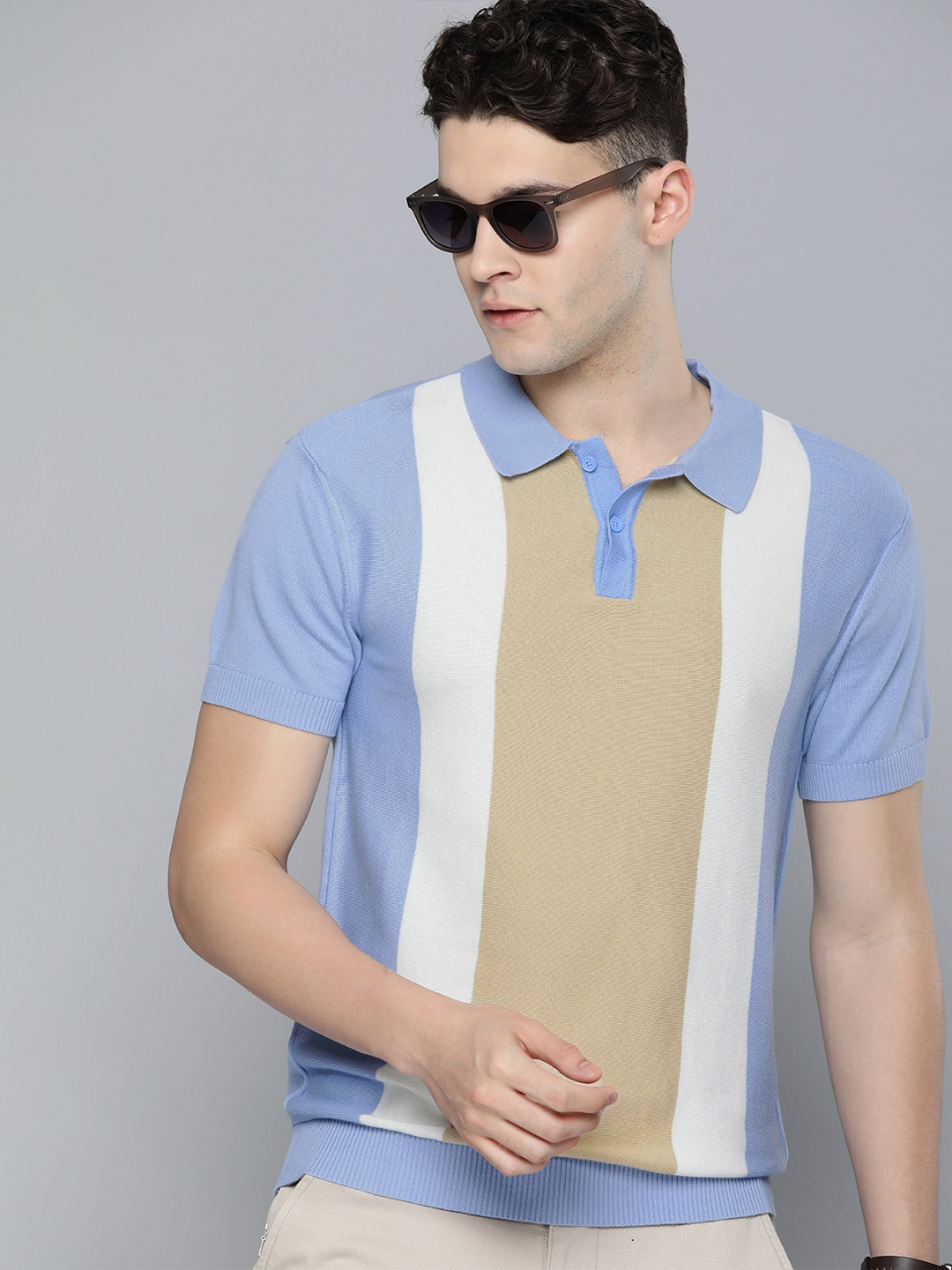 

Levis Pure Cotton Colourblocked Polo Collar T-shirt, Blue