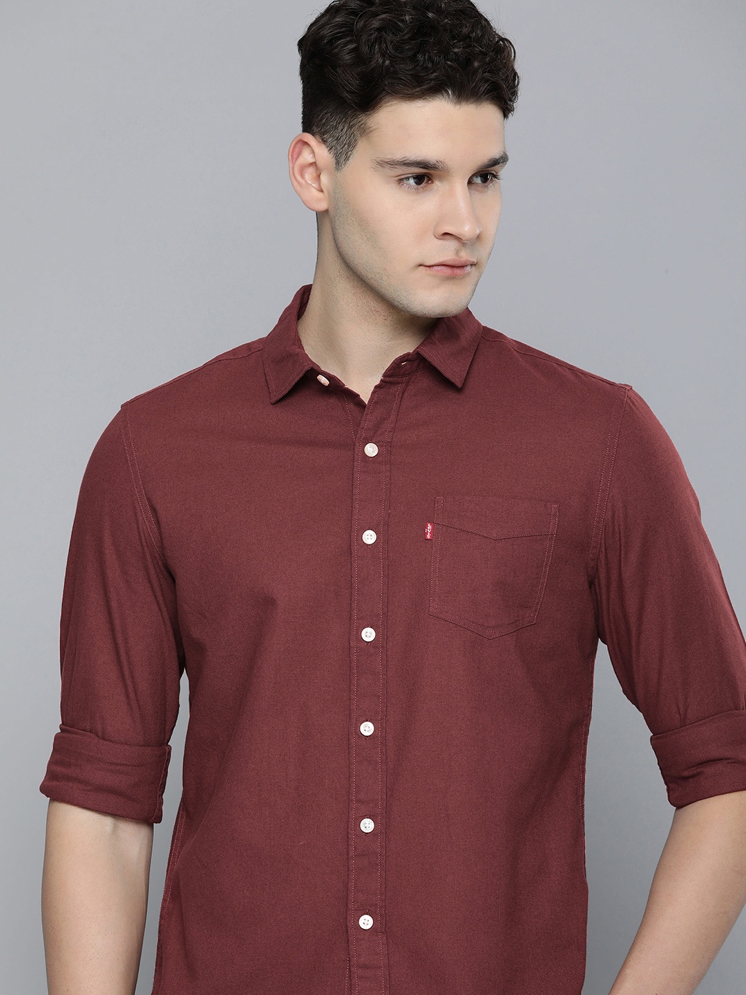 

Levis Solid Slim Fit Pure Cotton Casual Shirt, Maroon