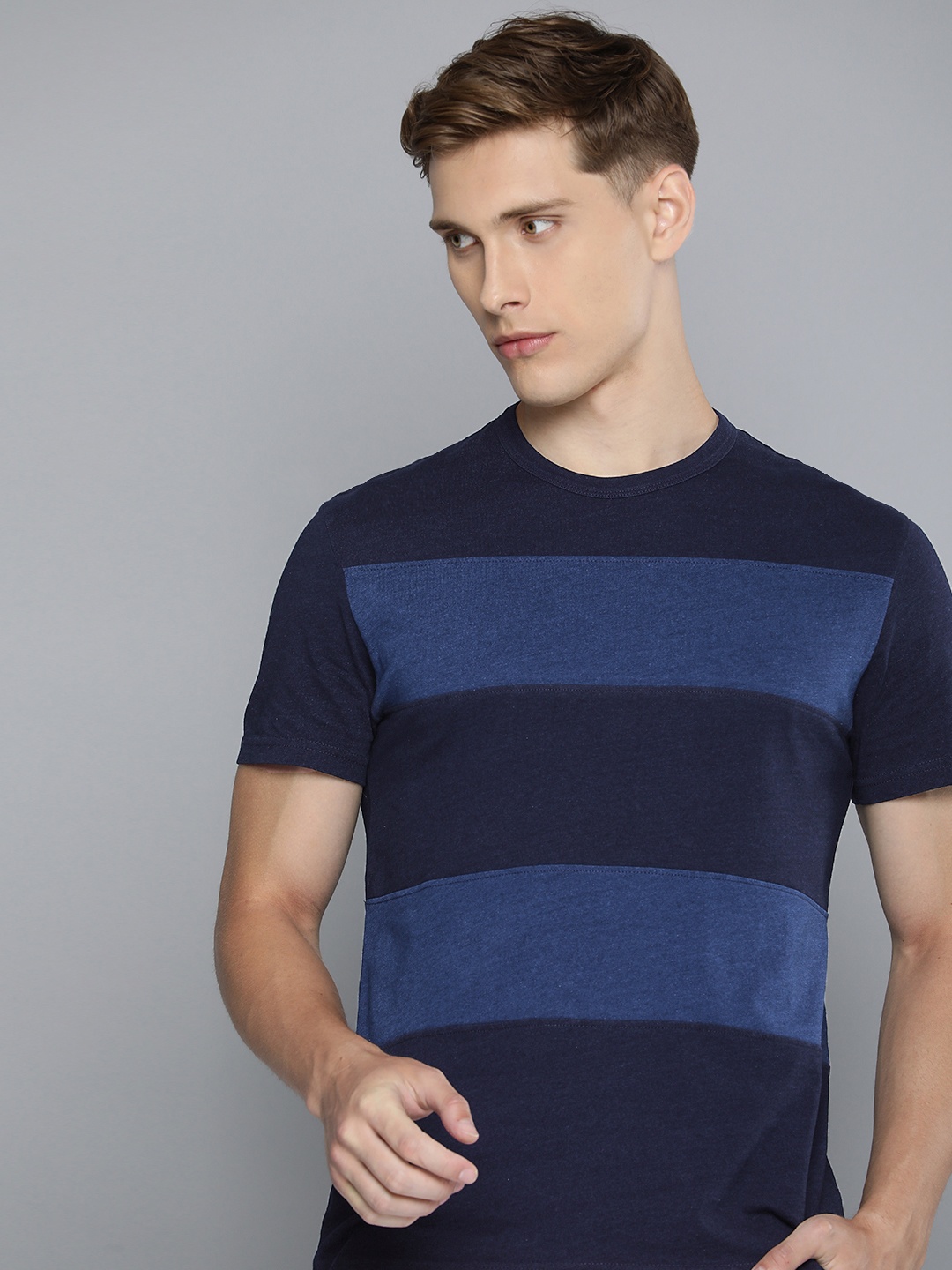 

Levis Striped Pure Cotton Slim Fit T-shirt, Blue