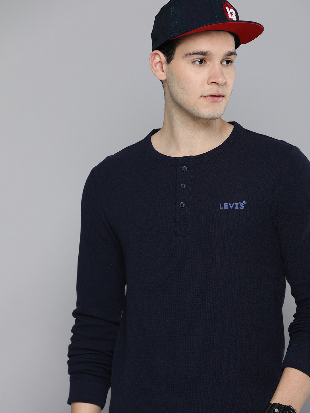 

Levis Henley Neck Pure Cotton Slim Fit T-shirt, Navy blue