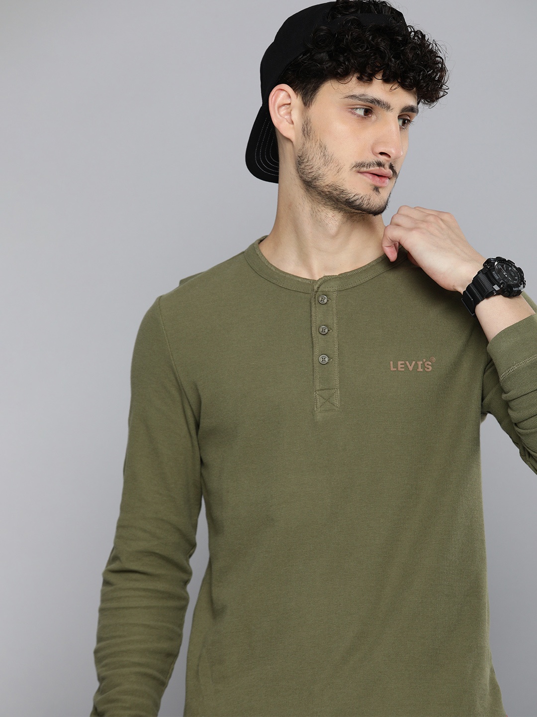 

Levis Henley Neck Pure Cotton Slim Fit T-shirt, Olive