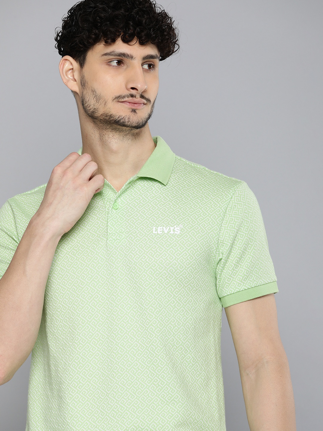 

Levis Self Design Polo Collar Slim Fit T-shirt, Green