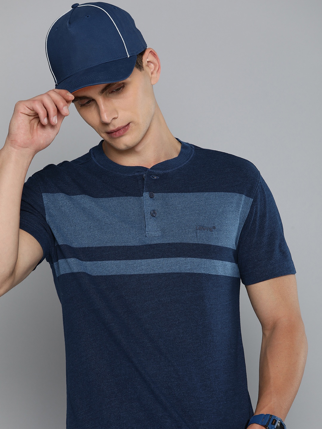 

Levis Striped Henley Neck Pure Cotton Slim Fit T-shirt, Navy blue