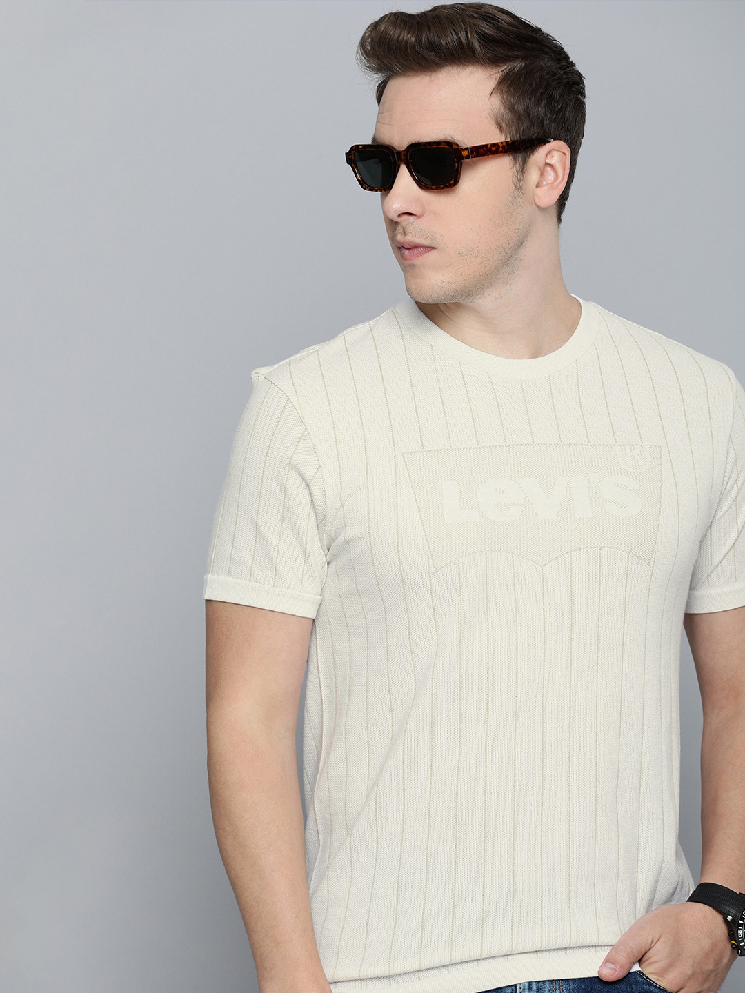 

Levis Self Striped Slim Fit Casual T-shirt, Cream