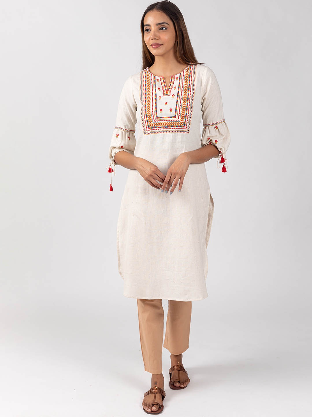 

KASYA Ethnic Motifs Yoke Design Straight Kurta, White