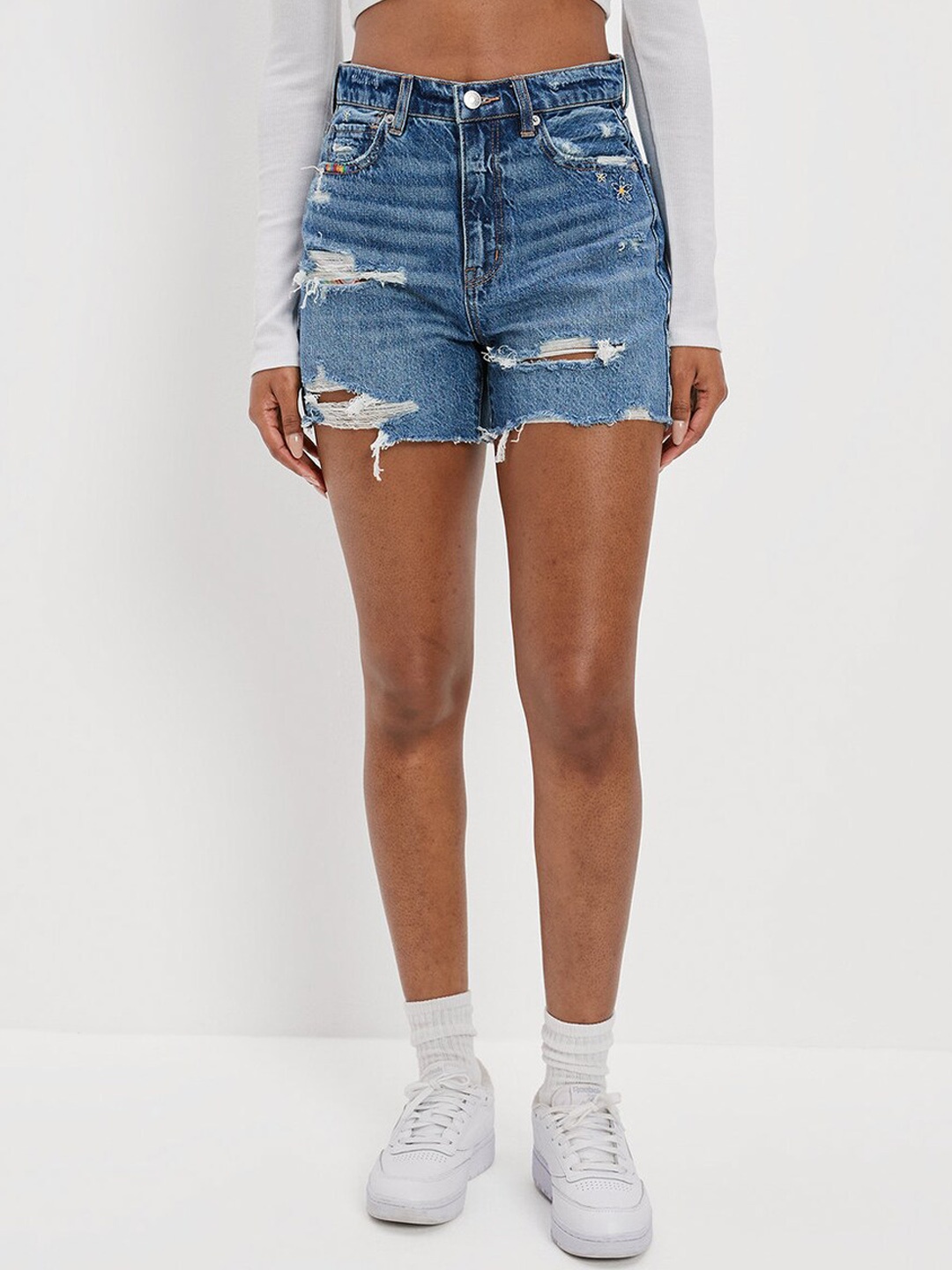 

AMERICAN EAGLE OUTFITTERS Women Washed Slim Fit Pure Cotton Denim Shorts, Blue