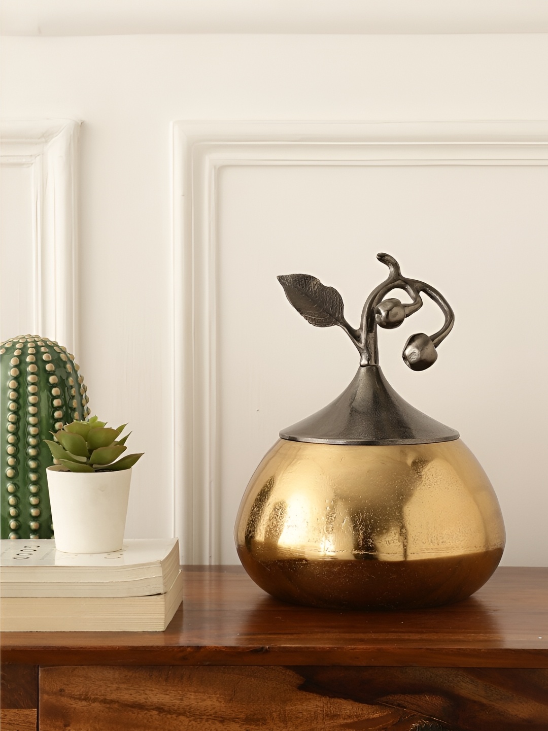 

Decor de Maison Gold Toned & Brown Aluminum Box Curio Showpiece