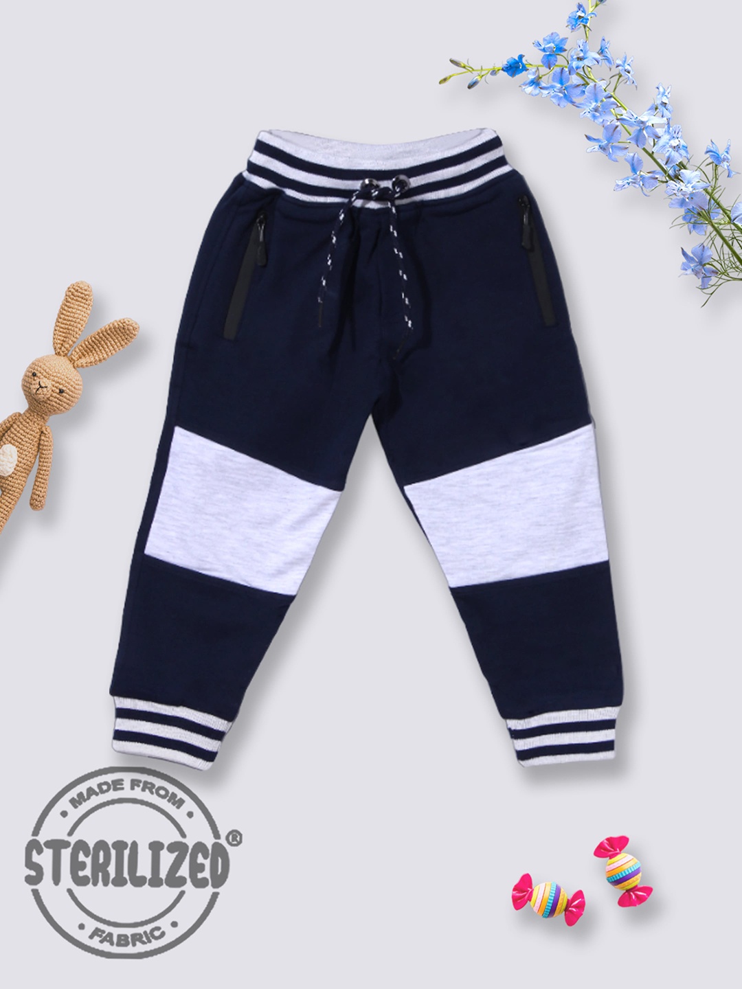 

Moms Love Boys Colourblocked Cotton Joggers, Navy blue